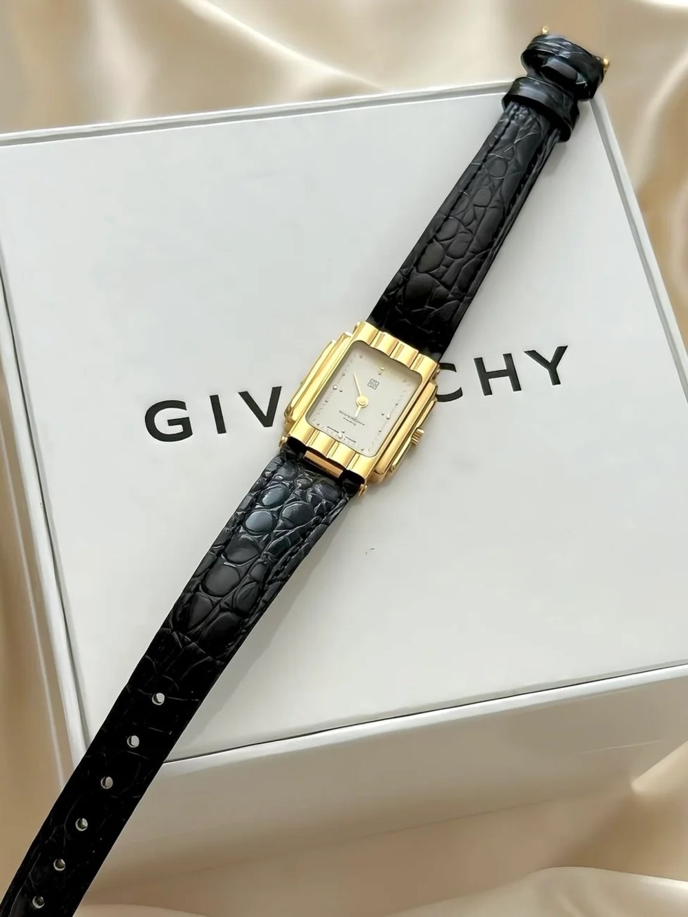 AUTHENTIC RARE VINTAGE GIVENCHY BLACK LEATHER ART DECO WATCH